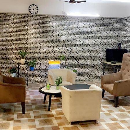 ホテル The Paradise Aundh プネ エクステリア 写真