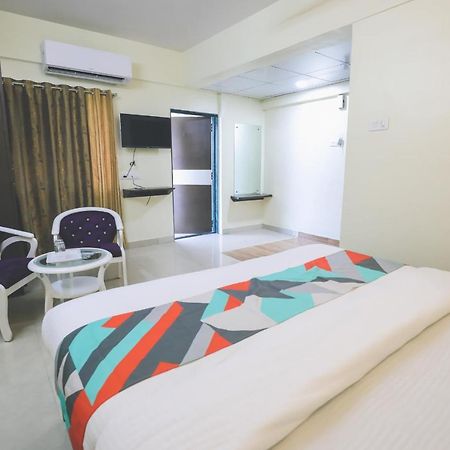 ホテル The Paradise Aundh プネ エクステリア 写真